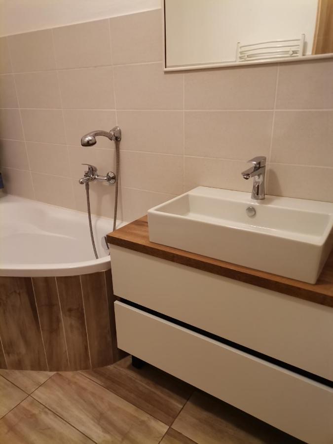 Apartman Family S Vyhladom Na Choc Lucky Exterior photo